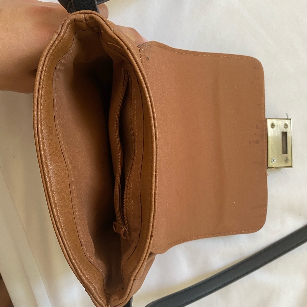 Handbag - Picture 3 of 3